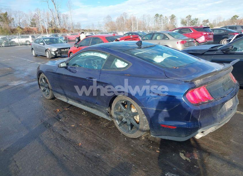 Photo 3 of 2020 Ford Mustang ECOBOOST FASTBACK (VIN 1FA6P8THXL5157764)