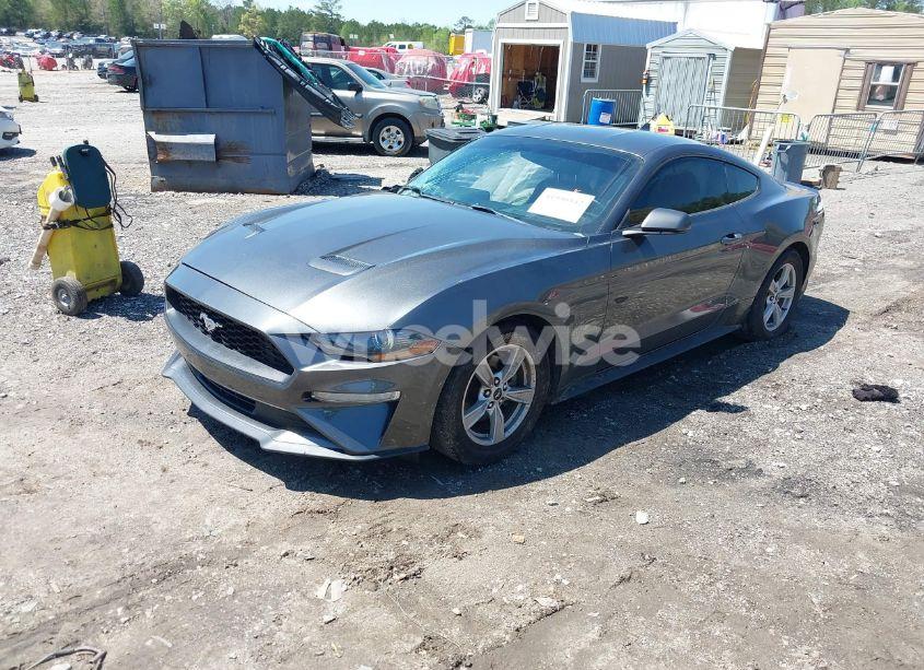 Photo 2 of 2020 Ford Mustang ECOBOOST FASTBACK (VIN 1FA6P8THXL5188464)