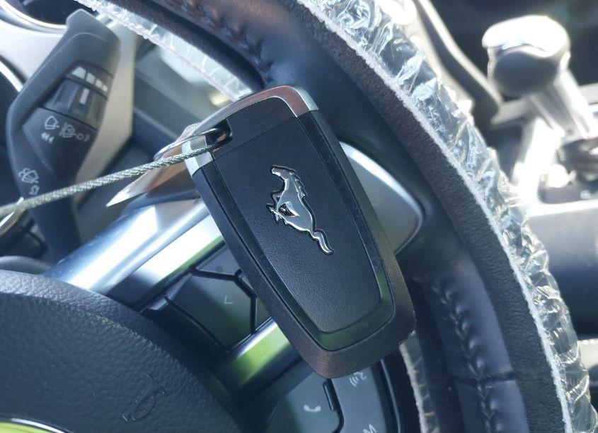 Photo 11 of 2022 Ford Mustang ECOBOOST PREMIUM (VIN 1FA6P8THXN5109975)