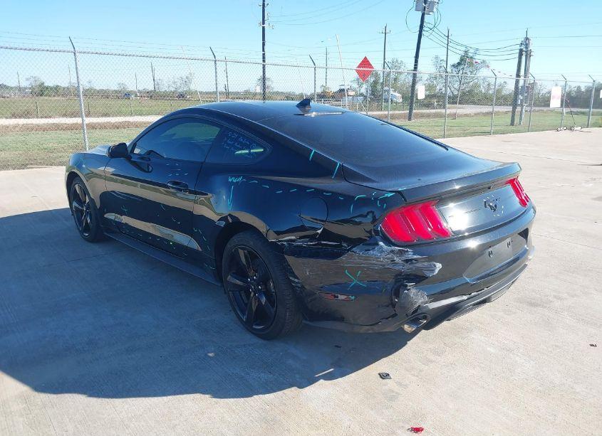 Photo 3 of 2022 Ford Mustang ECOBOOST PREMIUM (VIN 1FA6P8THXN5109975)