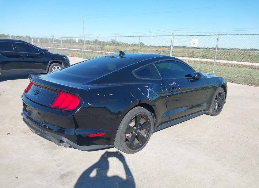 Photo 4 of 2022 Ford Mustang ECOBOOST PREMIUM (VIN 1FA6P8THXN5109975)