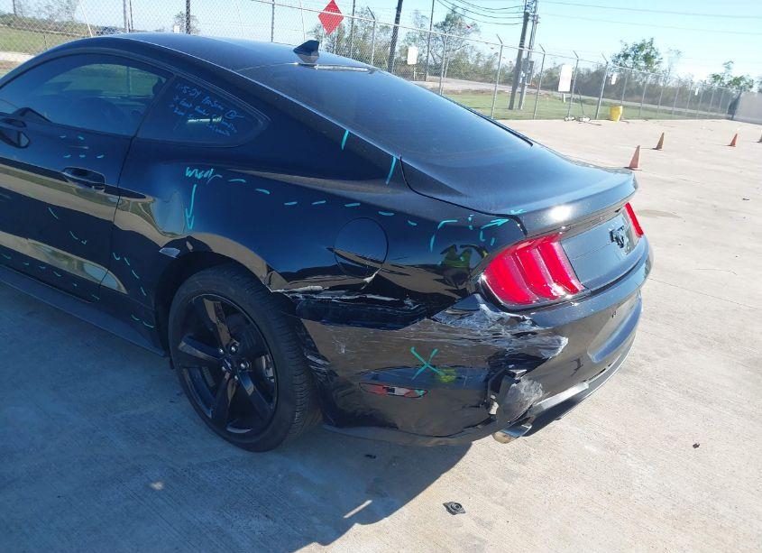 Photo 6 of 2022 Ford Mustang ECOBOOST PREMIUM (VIN 1FA6P8THXN5109975)