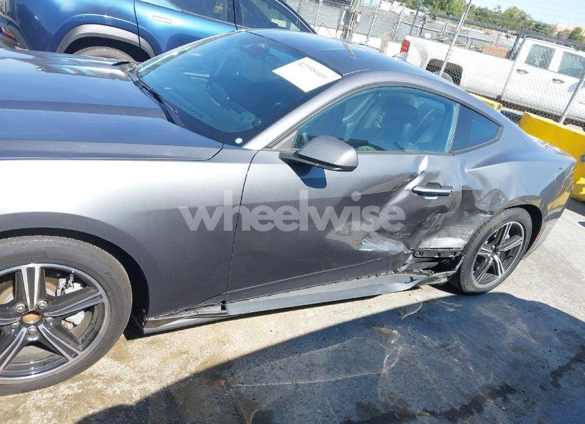 Photo 14 of 2024 Ford Mustang ECOBOOST FASTBACK (VIN 1FA6P8THXR5110680)