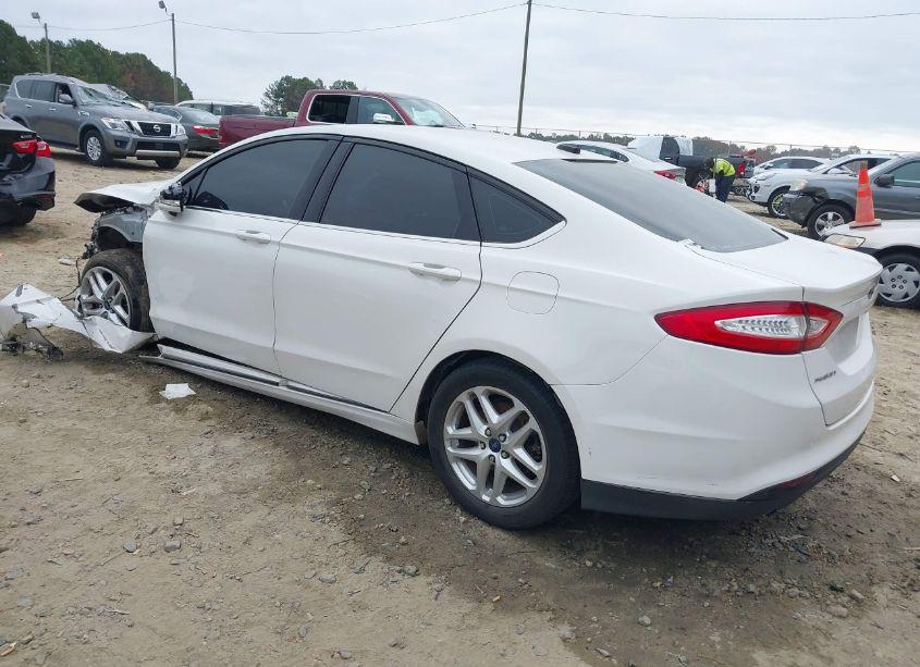 Photo 3 of 2015 Ford Fusion (VIN 1FA6POH72F5117765)