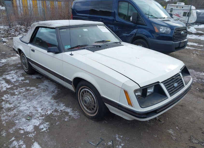 1983 Ford Mustang (VIN 1FABP2735DF200767) main photo