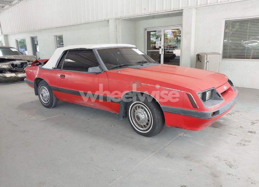 1986 Ford Mustang LX/GT (VIN 1FABP2738GF131495) main photo