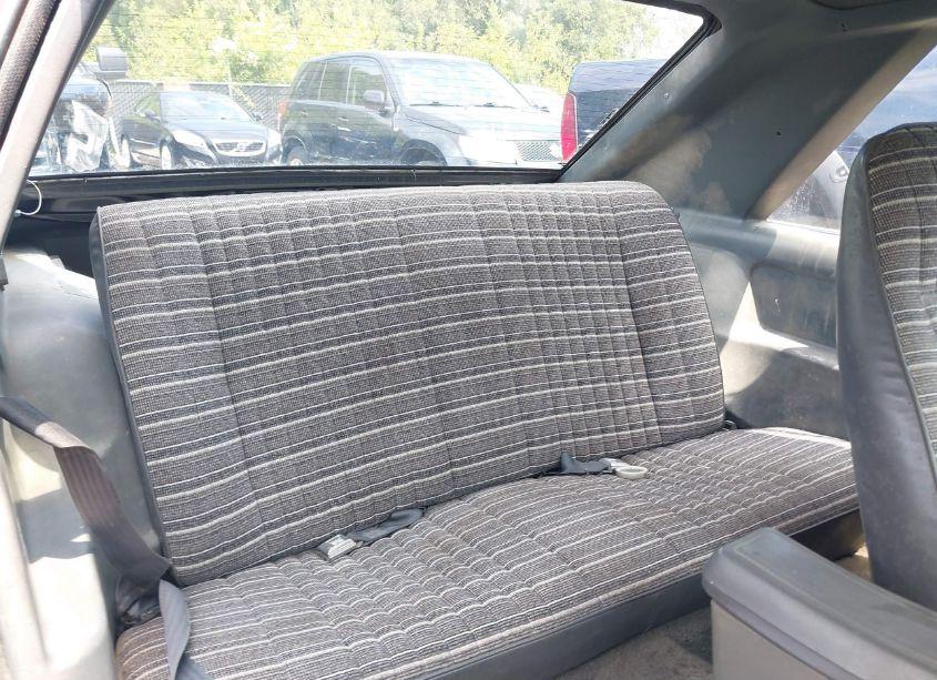 Photo 8 of 1984 Ford Mustang L (VIN 1FABP28A3EF228923)
