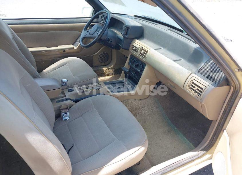 Photo 5 of 1988 Ford Mustang LX (VIN 1FABP41AXJF163469)