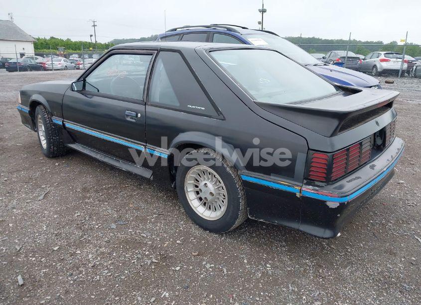 Photo 3 of 1988 Ford Mustang GT (VIN 1FABP42E1JF215623)