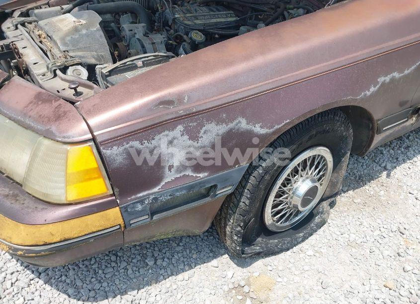 Photo 6 of 1988 Ford Thunderbird (VIN 1FABP6042JH241545)