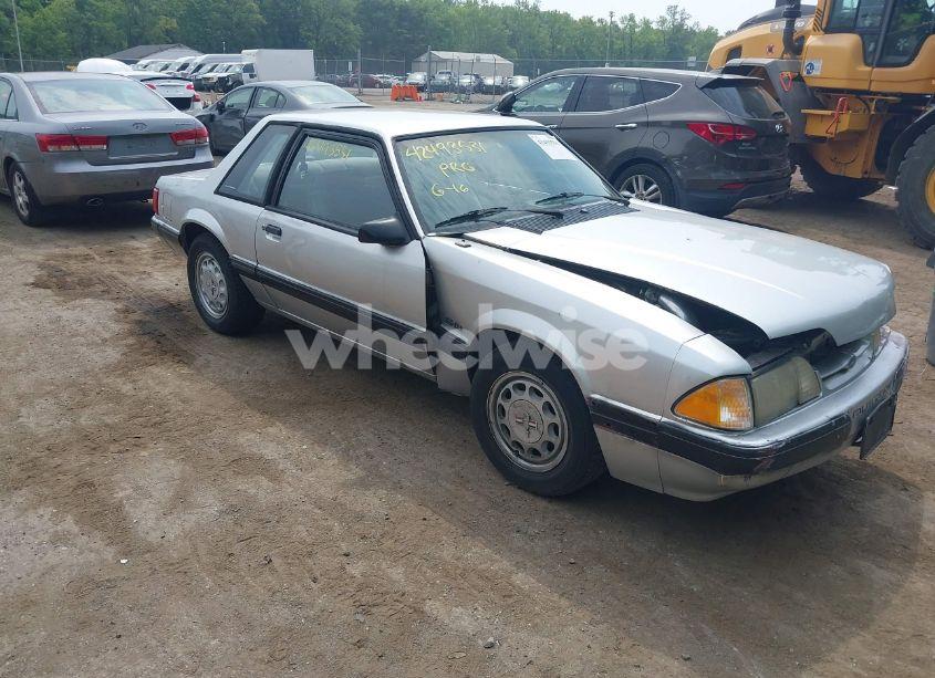 1990 Ford Mustang LX (VIN 1FACP40E6LF175968) main photo