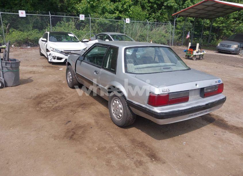Photo 3 of 1990 Ford Mustang LX (VIN 1FACP40E6LF175968)