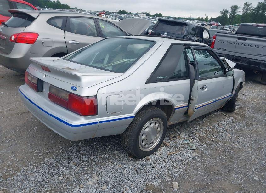 Photo 4 of 1993 Ford Mustang LX (VIN 1FACP41M1PF132473)