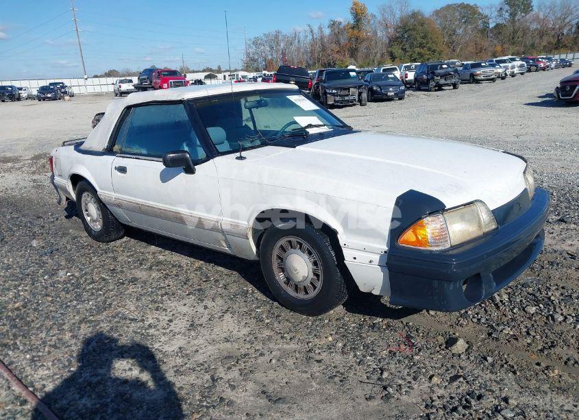 1993 Ford Mustang LX (VIN 1FACP44M0PF173897) main photo