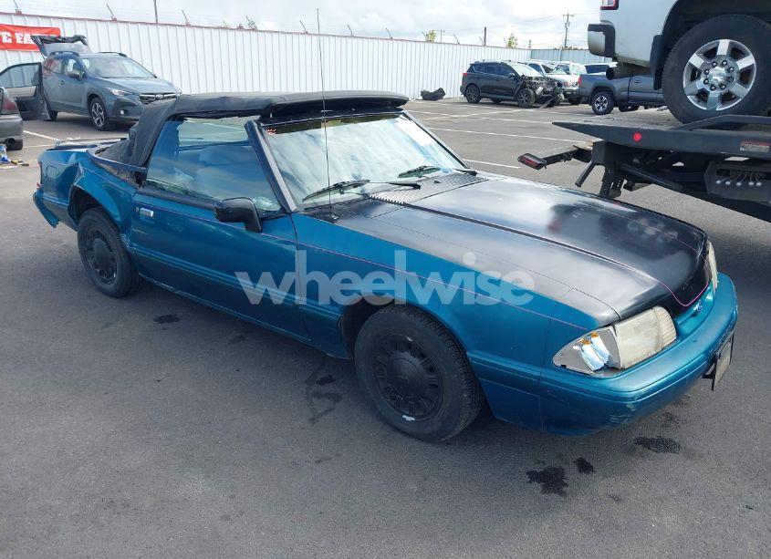 1993 Ford Mustang LX (VIN 1FACP44M0PF214626) main photo