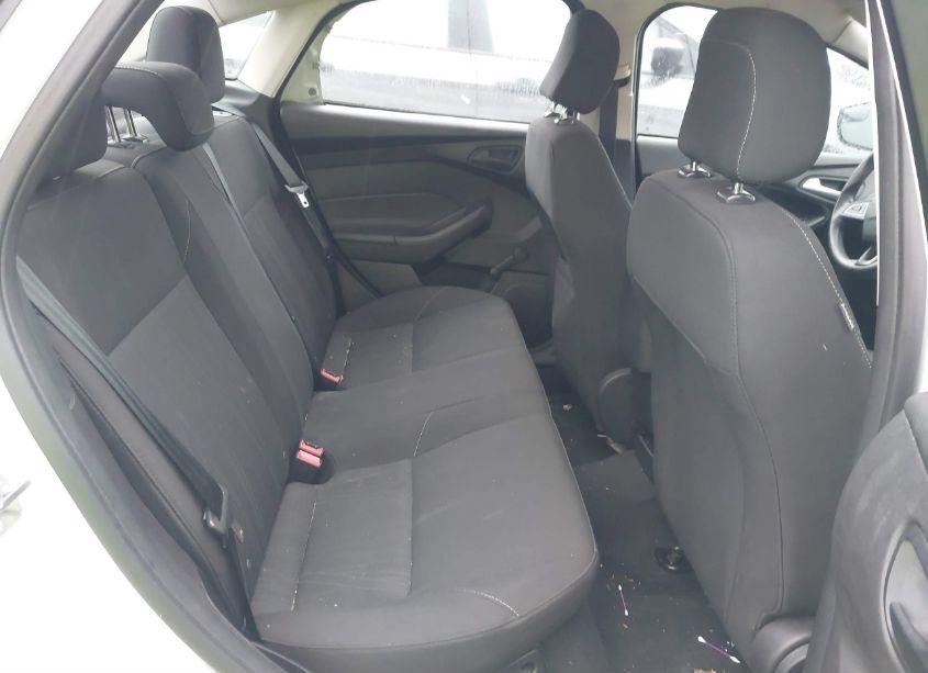 Photo 8 of 2016 Ford Focus S (VIN 1FADP3E20GL224781)