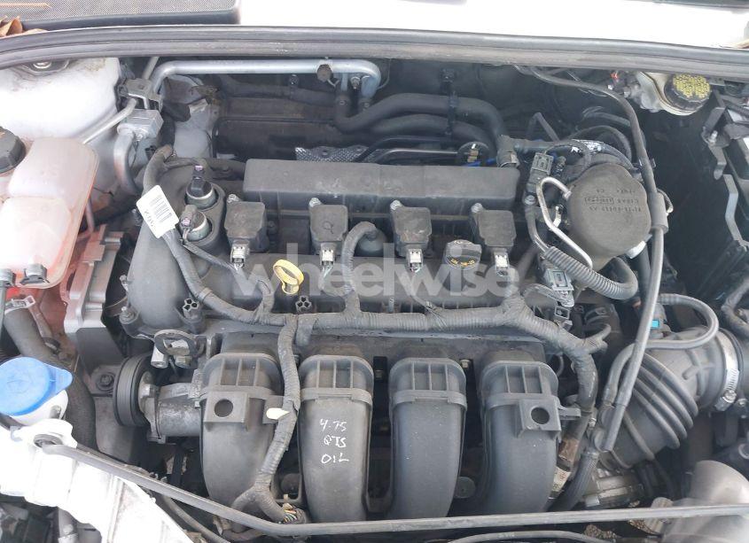 Photo 10 of 2016 Ford Focus S (VIN 1FADP3E20GL238664)