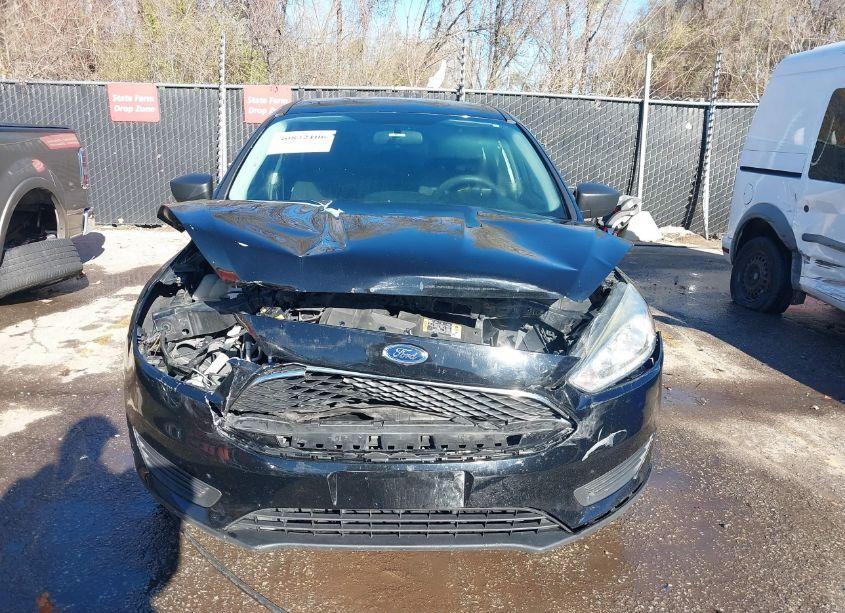 Photo 13 of 2016 Ford Focus S (VIN 1FADP3E20GL351191)