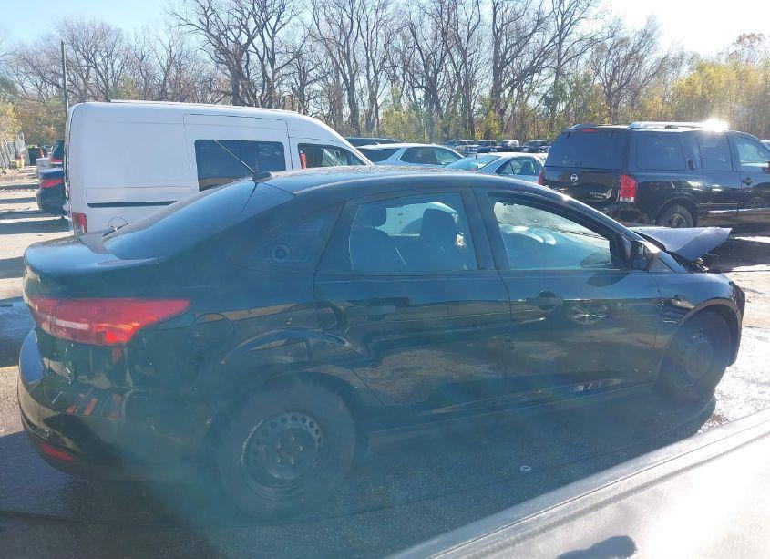 Photo 14 of 2016 Ford Focus S (VIN 1FADP3E20GL351191)