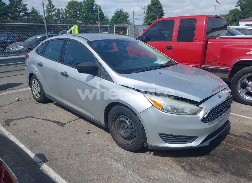 2016 Ford Focus S (VIN 1FADP3E20GL354091) main photo