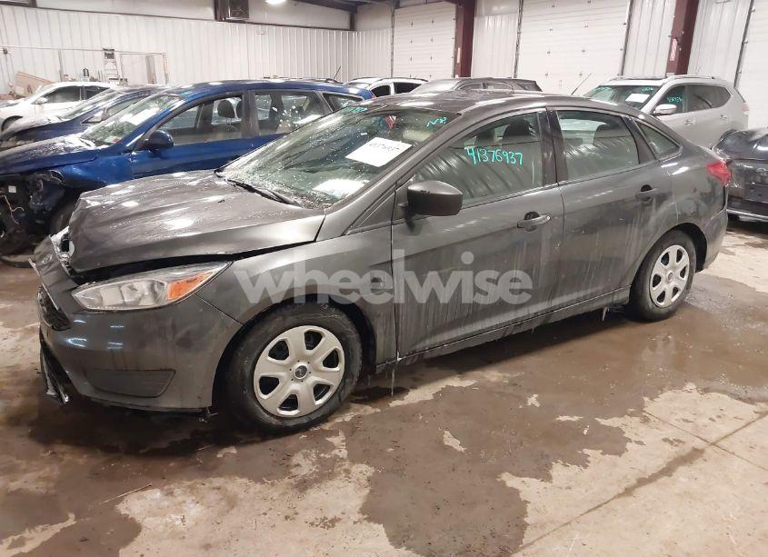 Photo 2 of 2017 Ford Focus S (VIN 1FADP3E20HL250833)