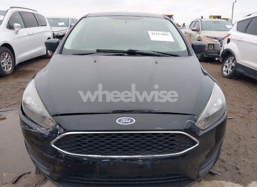 Photo 6 of 2017 Ford Focus S (VIN 1FADP3E20HL307886)