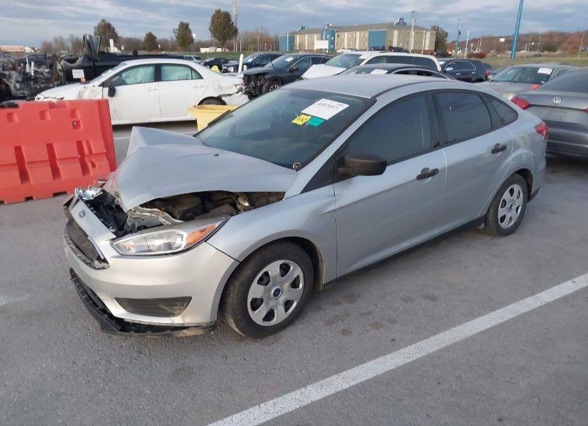 Photo 2 of 2017 Ford Focus S (VIN 1FADP3E20HL307998)