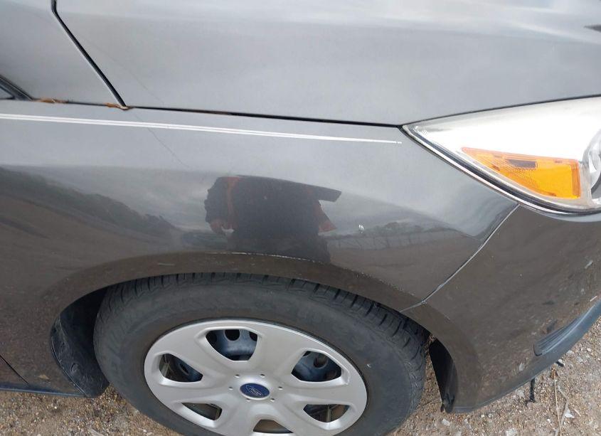 Photo 6 of 2017 Ford Focus S (VIN 1FADP3E20HL317351)