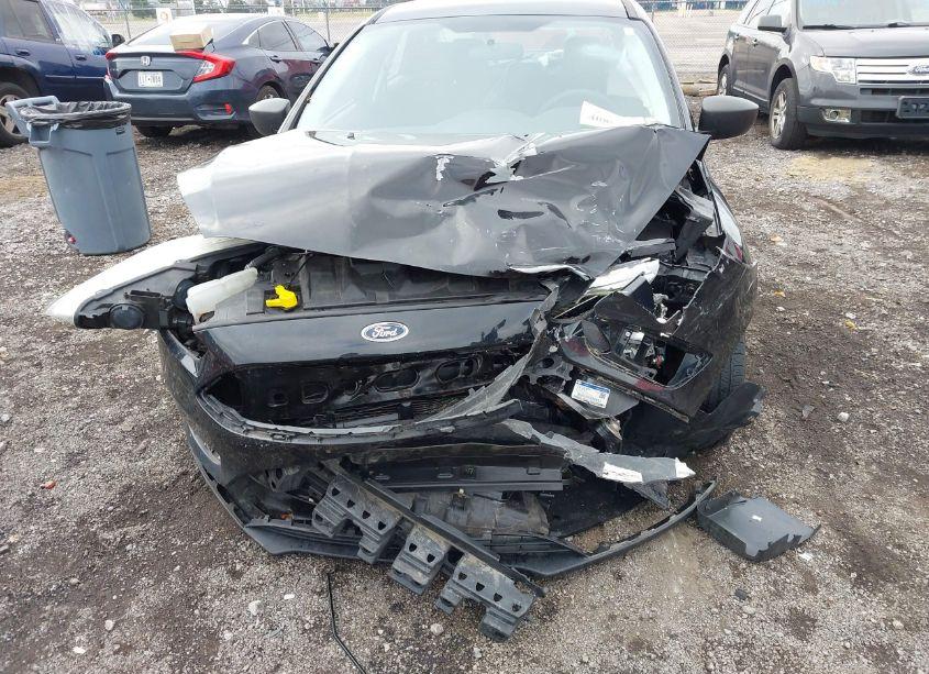 Photo 12 of 2017 Ford Focus S (VIN 1FADP3E20HL326535)