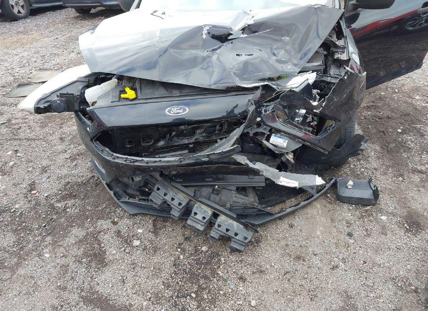 Photo 6 of 2017 Ford Focus S (VIN 1FADP3E20HL326535)