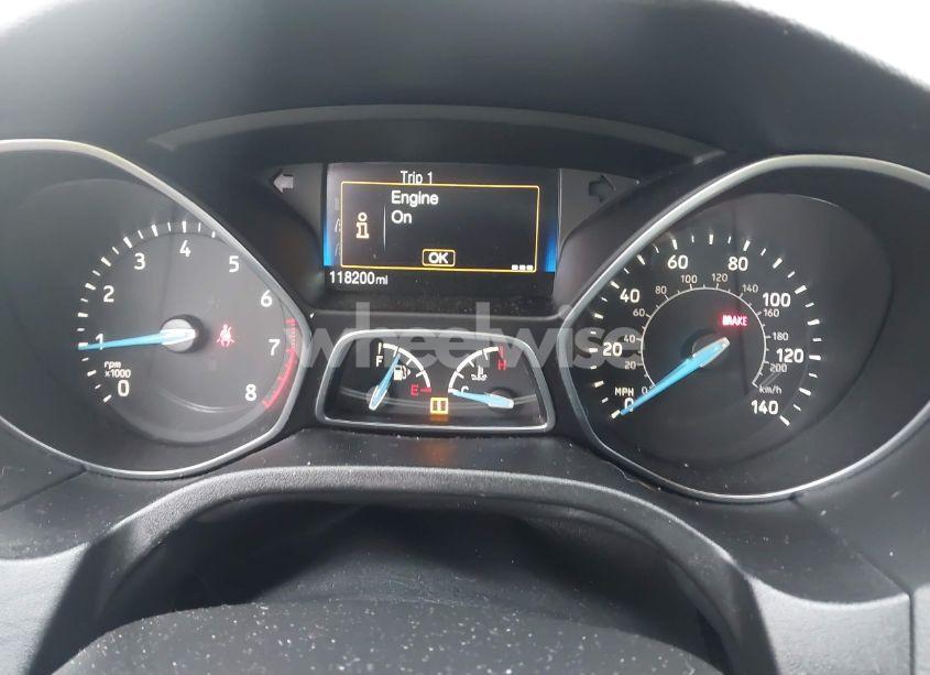 Photo 7 of 2018 Ford Focus S (VIN 1FADP3E20JL256976)