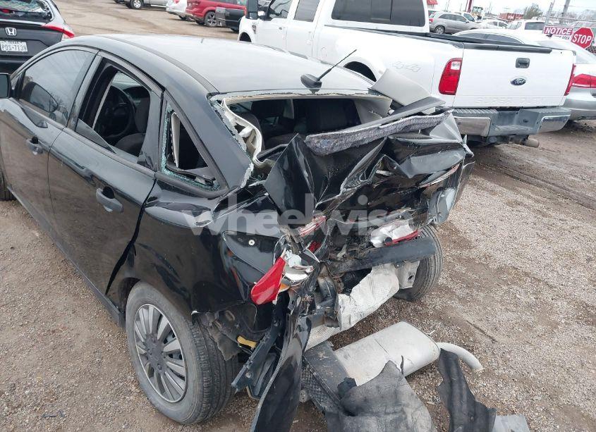 Photo 6 of 2018 Ford Focus S (VIN 1FADP3E20JL302354)