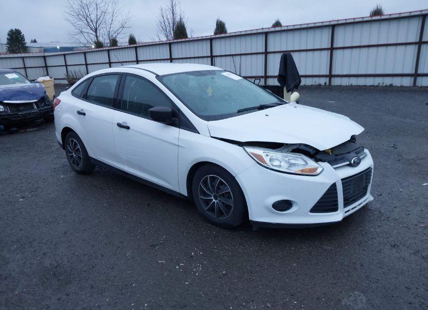 2013 Ford Focus S (VIN 1FADP3E21DL178082) main photo