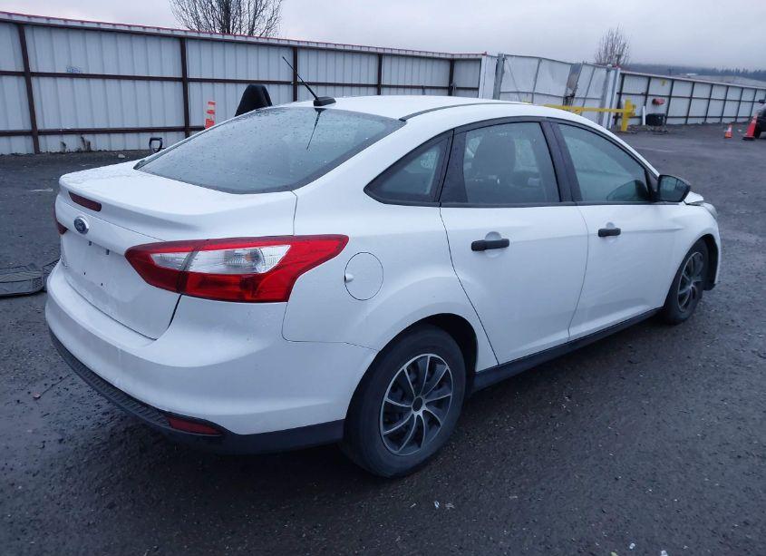 Photo 4 of 2013 Ford Focus S (VIN 1FADP3E21DL178082)