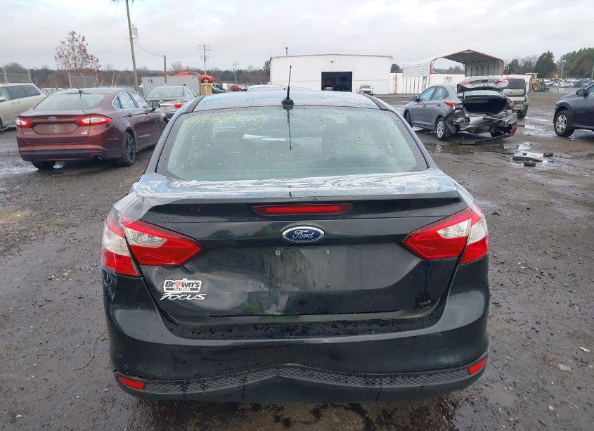 Photo 17 of 2013 Ford Focus S (VIN 1FADP3E21DL181824)