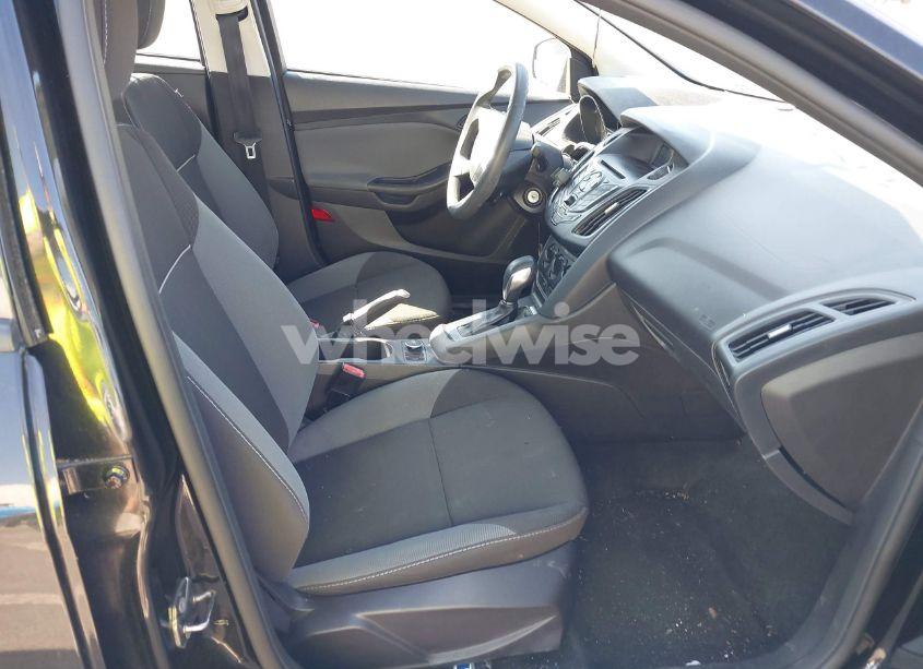 Photo 5 of 2013 Ford Focus S (VIN 1FADP3E21DL274763)