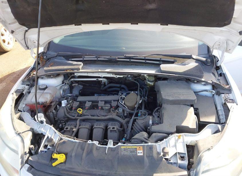 Photo 10 of 2014 Ford Focus S (VIN 1FADP3E21EL169836)