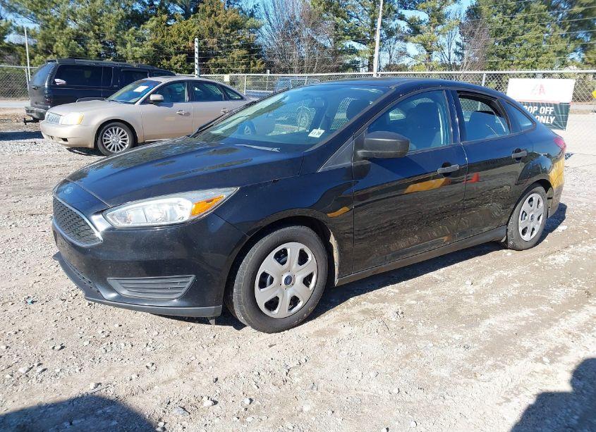 Photo 2 of 2015 Ford Focus S (VIN 1FADP3E21FL365244)