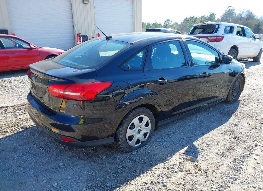 Photo 4 of 2015 Ford Focus S (VIN 1FADP3E21FL365244)