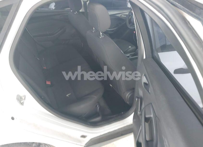 Photo 8 of 2015 Ford Focus S (VIN 1FADP3E21FL372842)