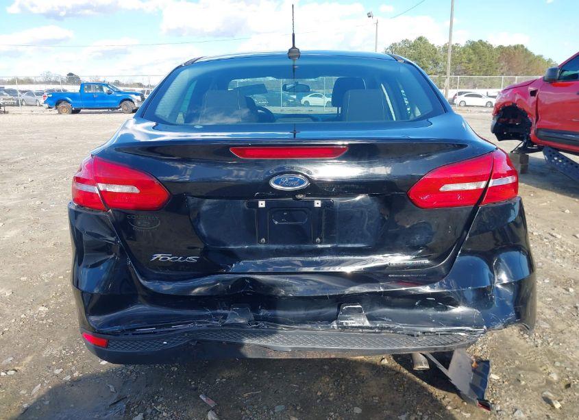 Photo 16 of 2016 Ford Focus S (VIN 1FADP3E21GL207116)