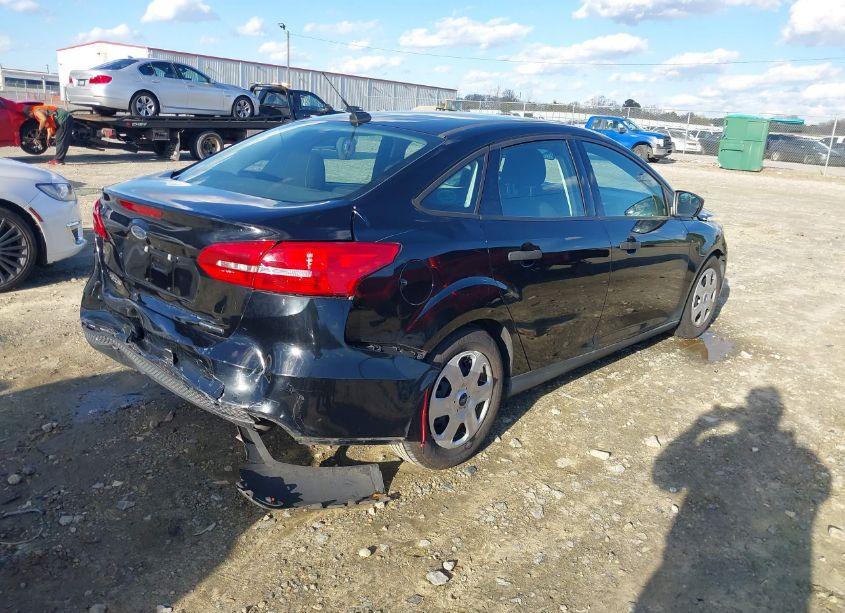 Photo 4 of 2016 Ford Focus S (VIN 1FADP3E21GL207116)