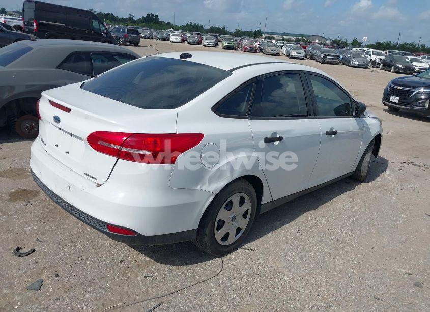 Photo 4 of 2016 Ford Focus S (VIN 1FADP3E21GL343794)