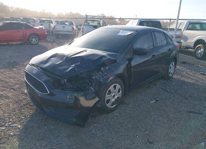 Photo 2 of 2016 Ford Focus S (VIN 1FADP3E21GL354679)