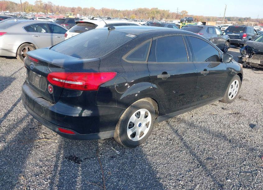 Photo 4 of 2016 Ford Focus S (VIN 1FADP3E21GL354679)