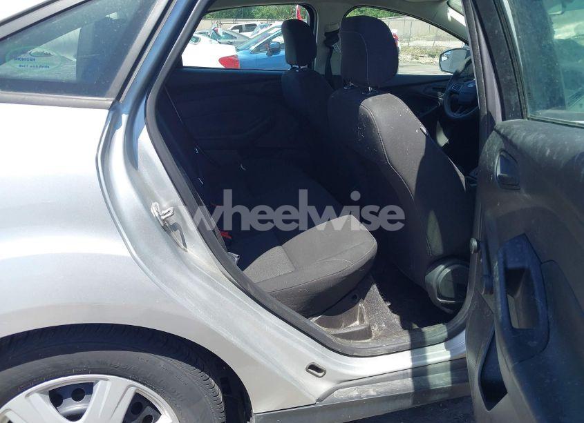 Photo 8 of 2016 Ford Focus S (VIN 1FADP3E21GL372521)