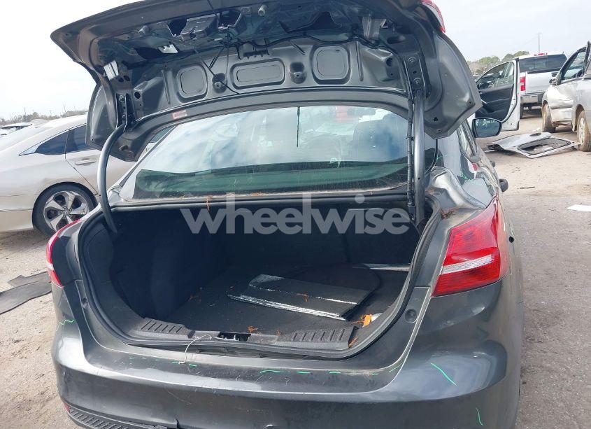 Photo 16 of 2016 Ford Focus S (VIN 1FADP3E21GL378965)