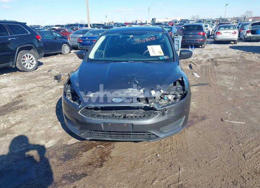 Photo 12 of 2016 Ford Focus S (VIN 1FADP3E21GL395670)