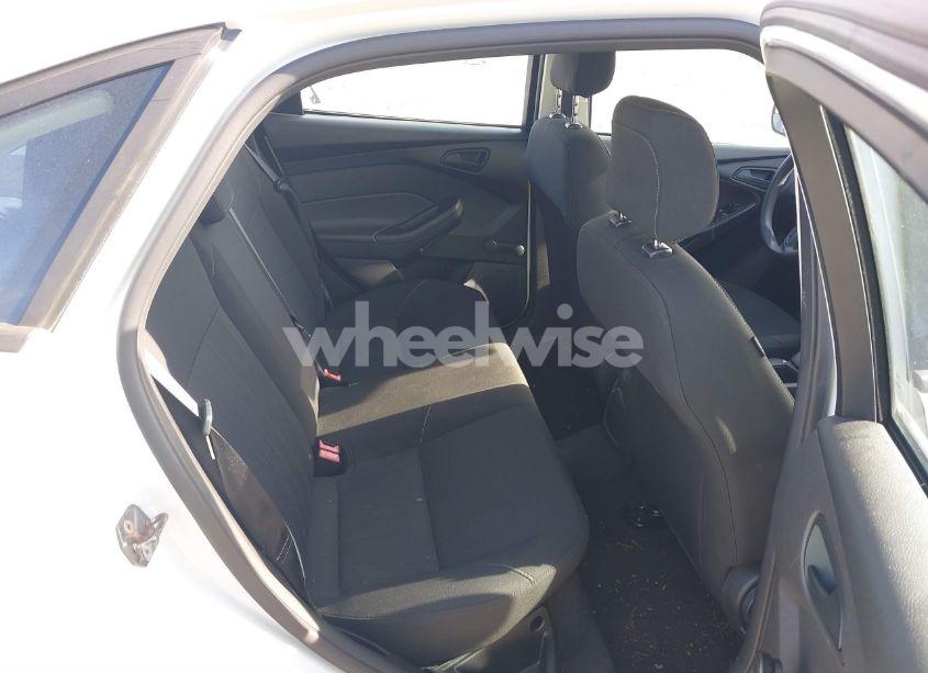 Photo 8 of 2017 Ford Focus S (VIN 1FADP3E21HL215170)