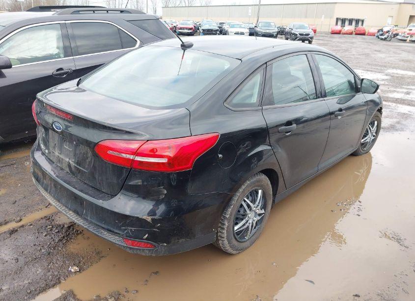 Photo 4 of 2017 Ford Focus S (VIN 1FADP3E21HL338953)